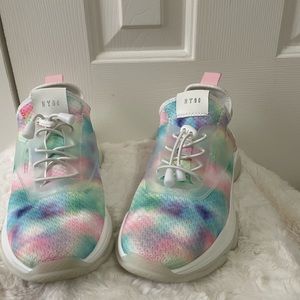 Steve Madden Sneaker